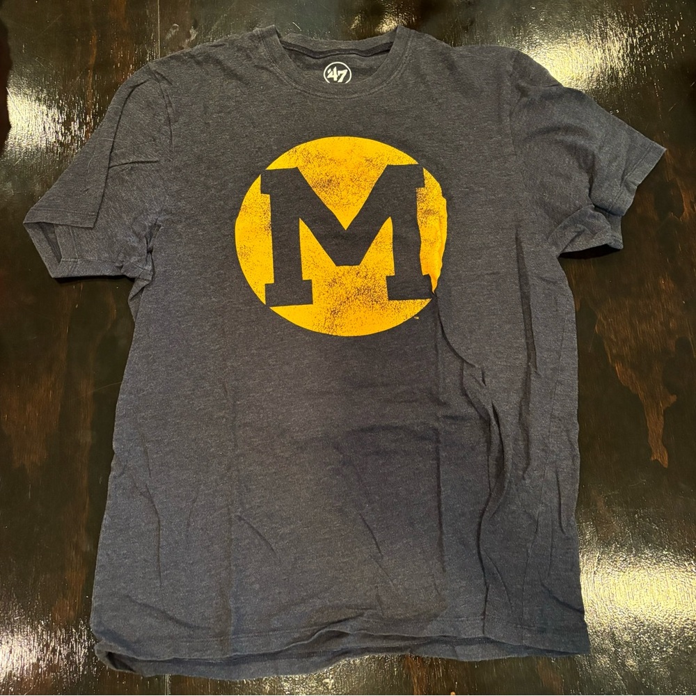 Men’s ‘47 brand university of Michigan t shirt